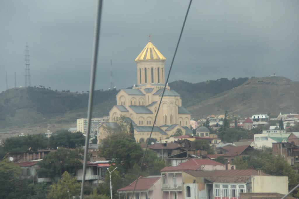 Lilika Apartments On Meskhishvili Tbilisi Zewnętrze zdjęcie